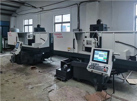 YAHISA-3060APS数控平面磨床